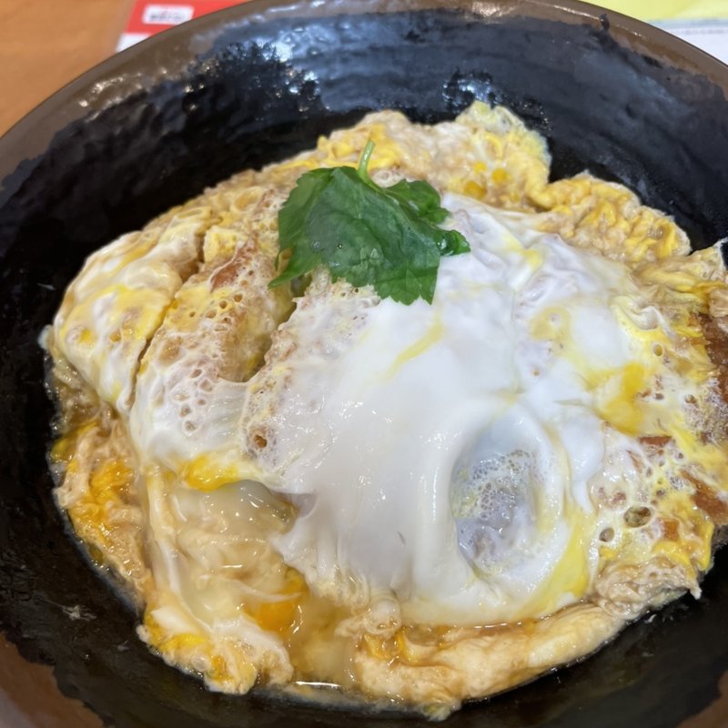 かつ丼味噌汁付き(宮本むなし 西元町店 )