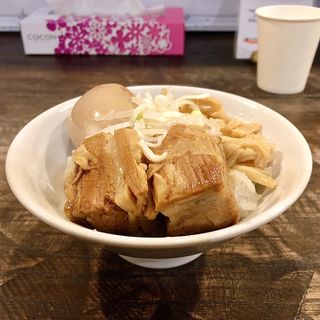 トロ豚丼(自家製麺オオモリ製作所)