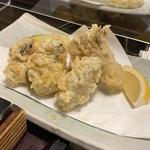 牡蠣の天ぷら盛合せ