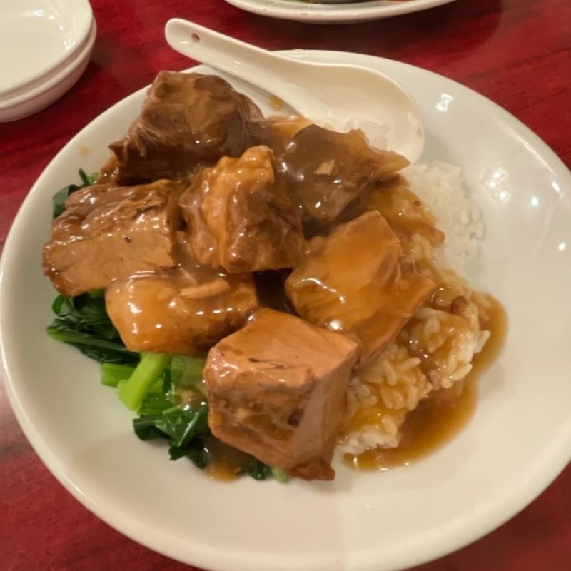 牛バラの肉ご飯(楽園)