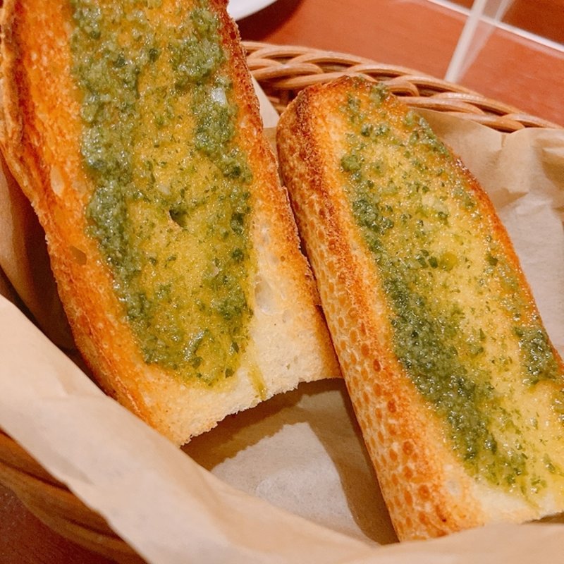 ガーリックトースト(ロイヤルホスト 三篠店 )