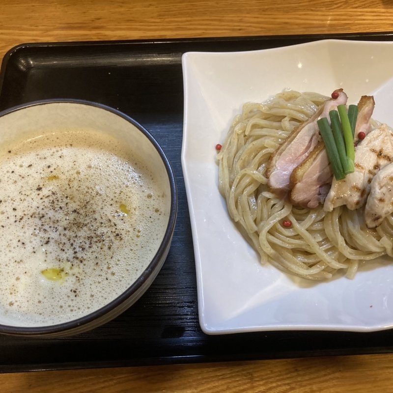 比内地鶏と大仁田ネギのクリームつけ麺(麺処 飯田家)