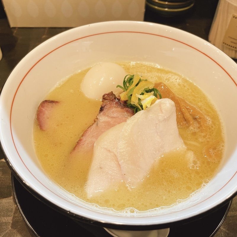 味玉純鶏蕎麦(特級鶏蕎麦龍介もてぎ)