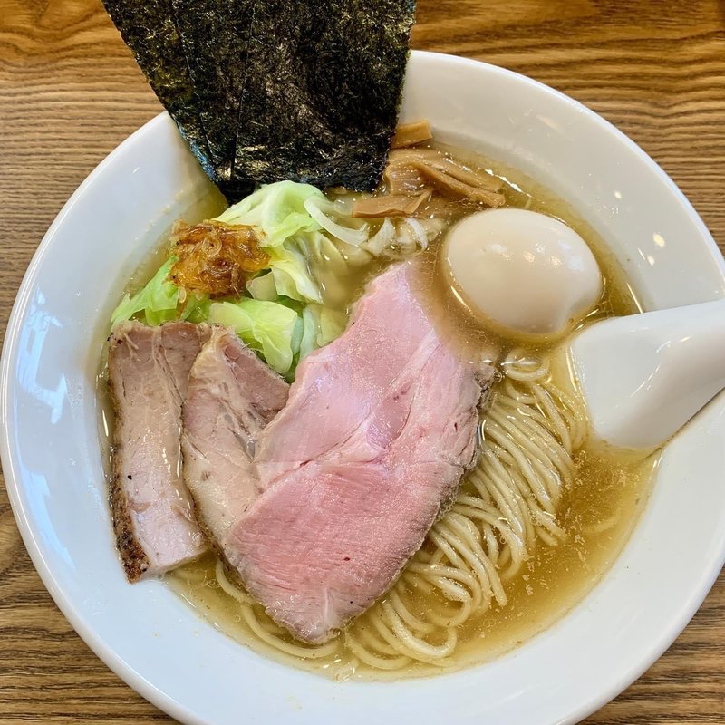 鯛とあさり出汁の塩らぁ麺(らぁめん山と樹)