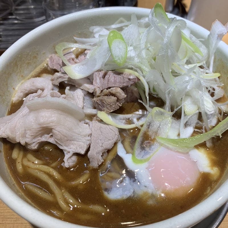 スパイシーカレーラーメン(巧家 )