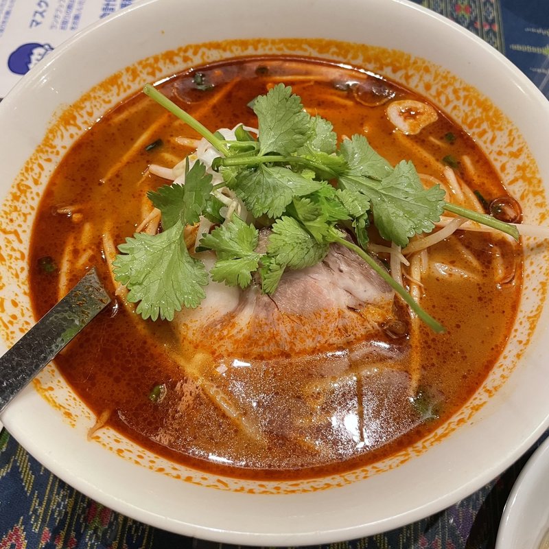 トムヤムヌードル 〜チャーシュー入り〜(ティーヌン青山店)