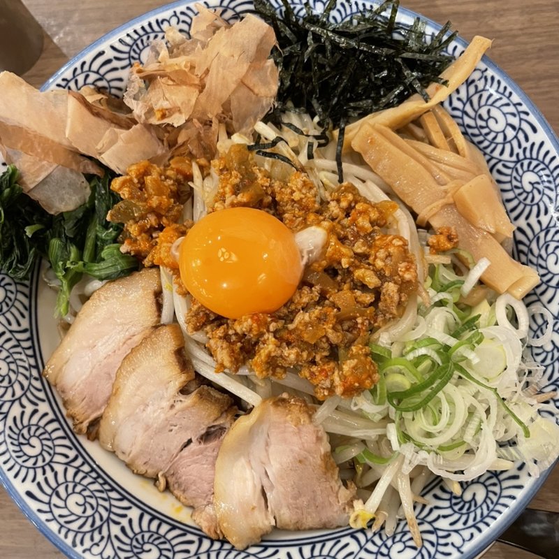 ませそば(肉中華そば赤シャモジ)