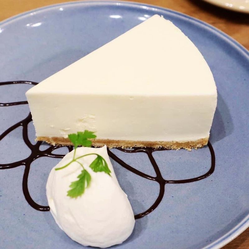 チーズケーキ(四歩)