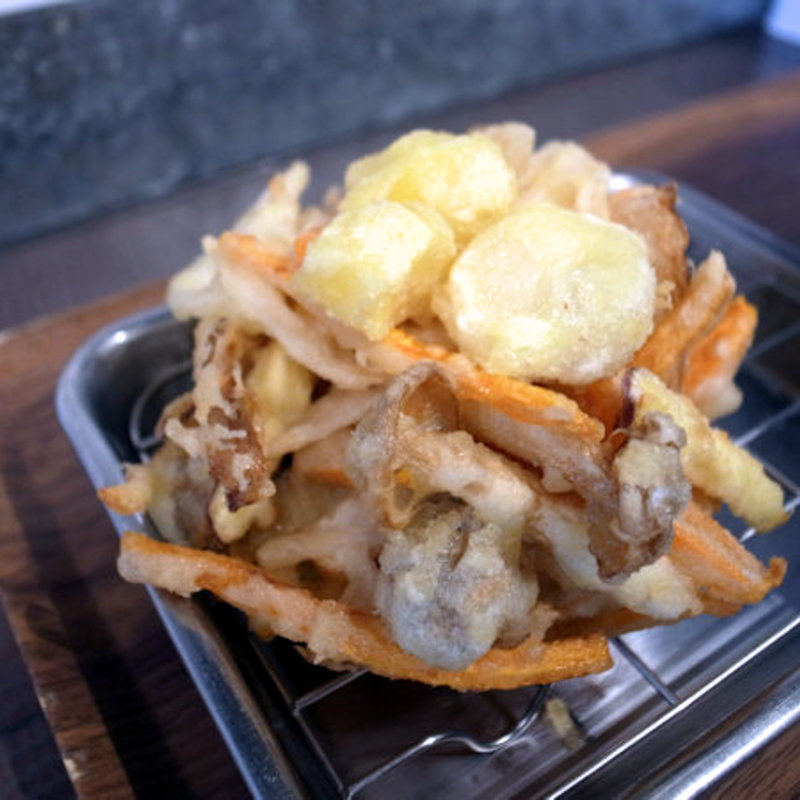 季節野菜のかき揚げ(武蔵野うどん 澤村)