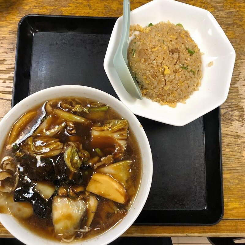 広東めん 半チャーハン(食事処・志野)