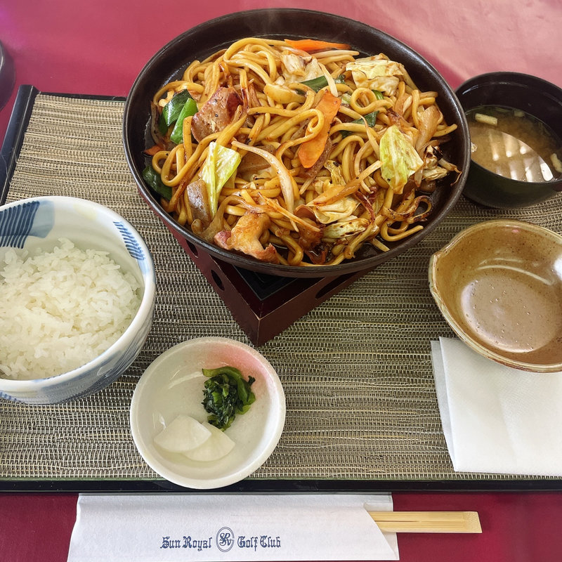 (サンロイヤルゴルフクラブ)