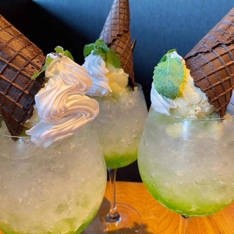 大人のメロンソーダ(100本のスプーン FUTAKOTAMAGAWA)