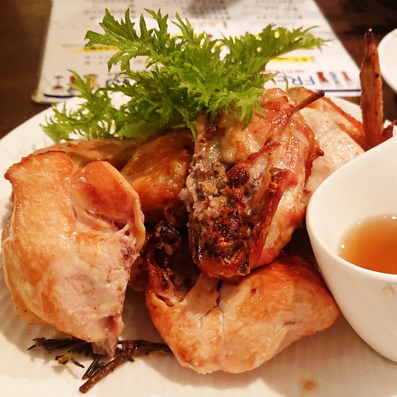 丸々鳥のオーブン焼き 1/2羽(ビアバール丸々 御徒町店 )