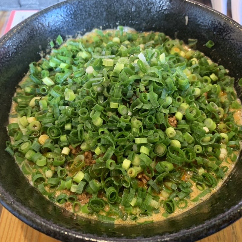 紅担々麺(筑豊的担々麺　烏龍 )