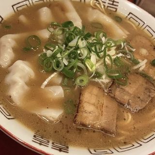 ワンタン麺(きよちゃん )