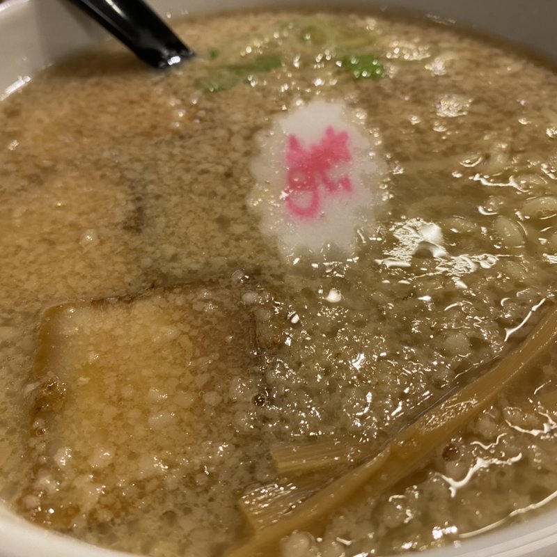 つぶつぶ中華そば(めでたいや )