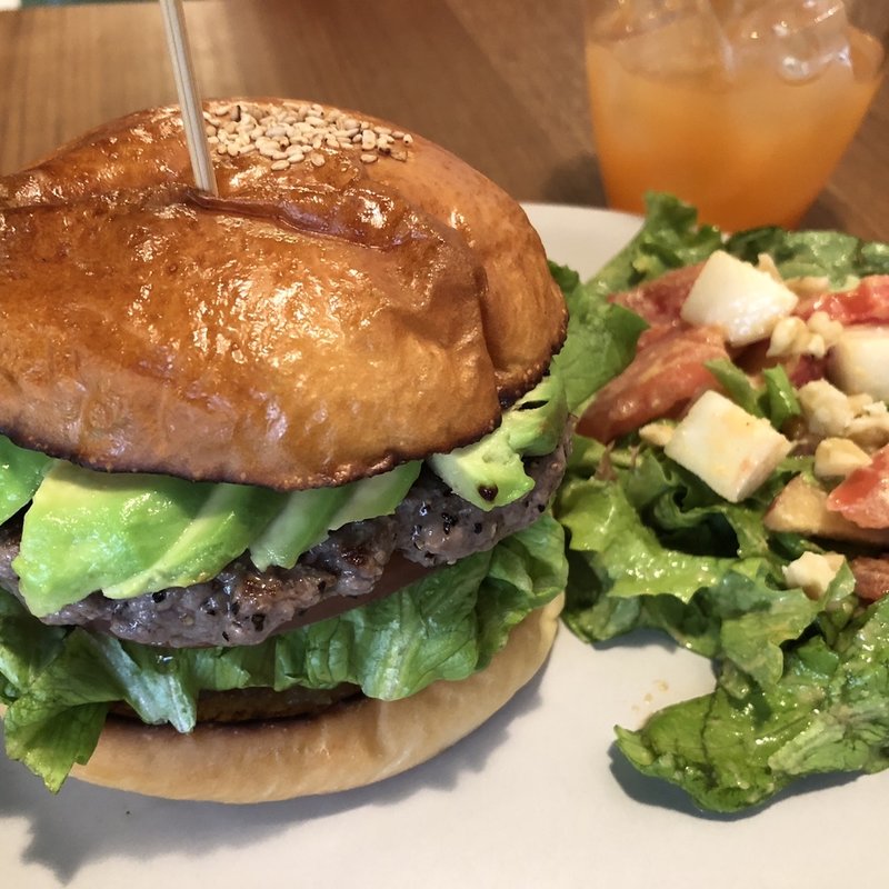 アボカドバーガー(Lantern burger)