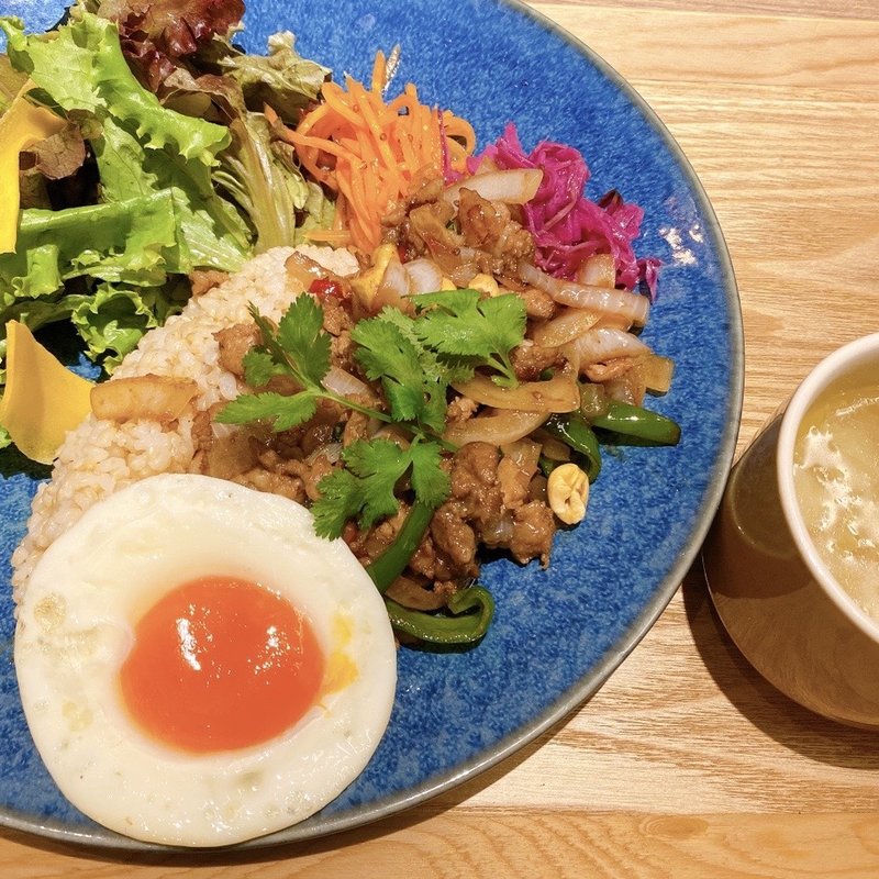 (cafe locally ルミネ横浜)