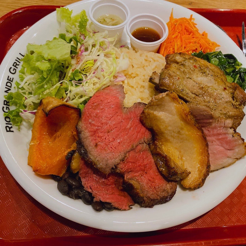 3種のシュラスコプレート(リオグランデグリル シァル横浜店)