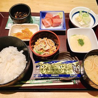納豆定食(やえす初藤 （はつふじ）)