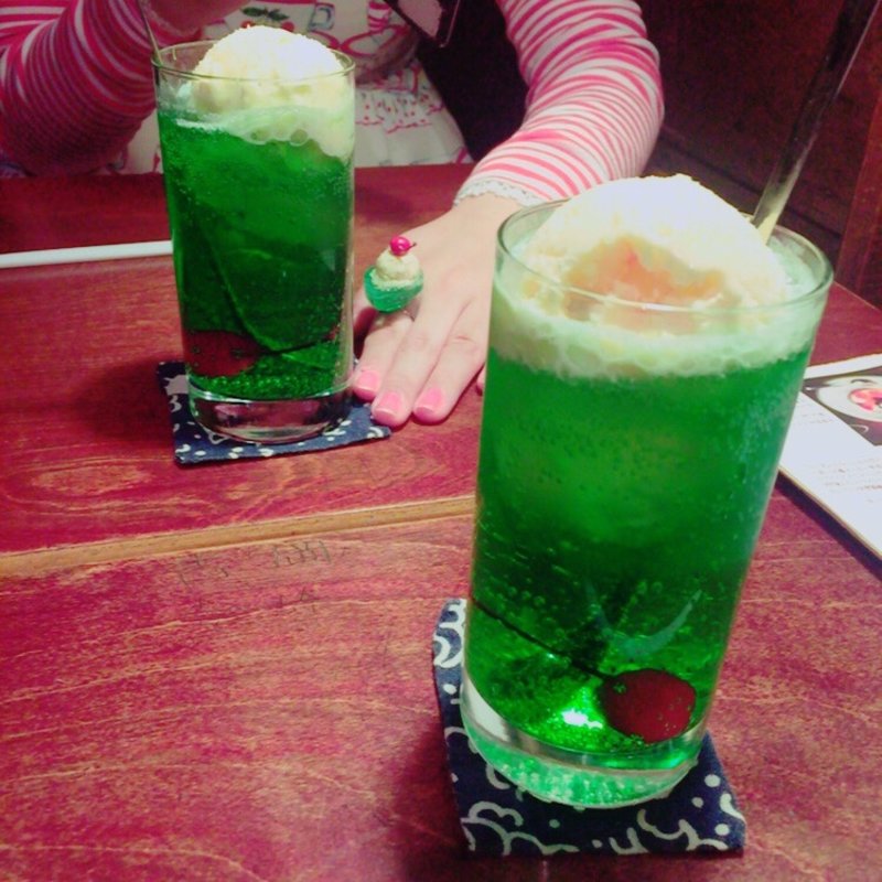 クリームソーダ(古民家カフェ こぐま)