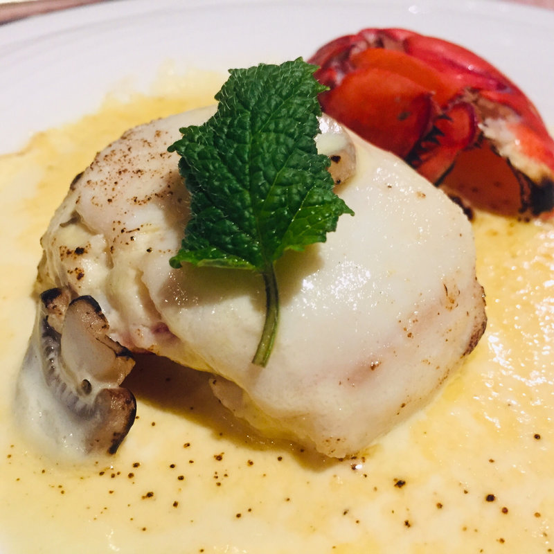 オマールと舌平目の温製ムースの贅沢なサバイヨングラタン(フランス厨房 旬彩 中央駅店 )