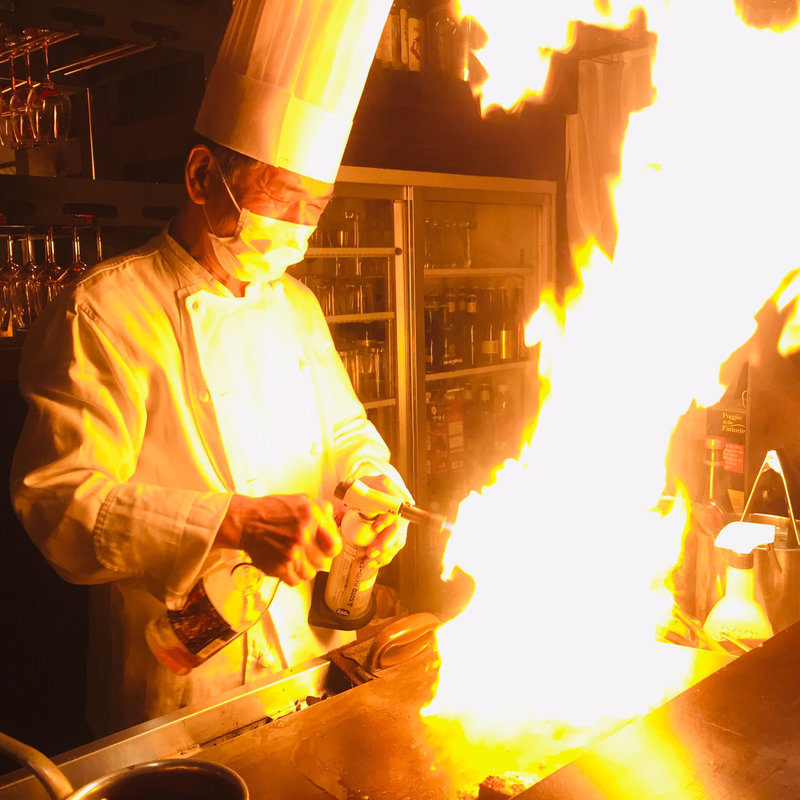 中山牛のシャトーブリアンとフォアグラのロッシーニ(フランス厨房 旬彩 中央駅店 )