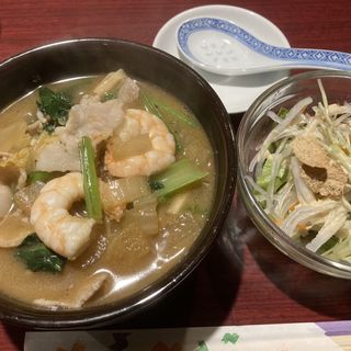 麺ランチセット(五目野菜ピリ辛麺)(フーロン)