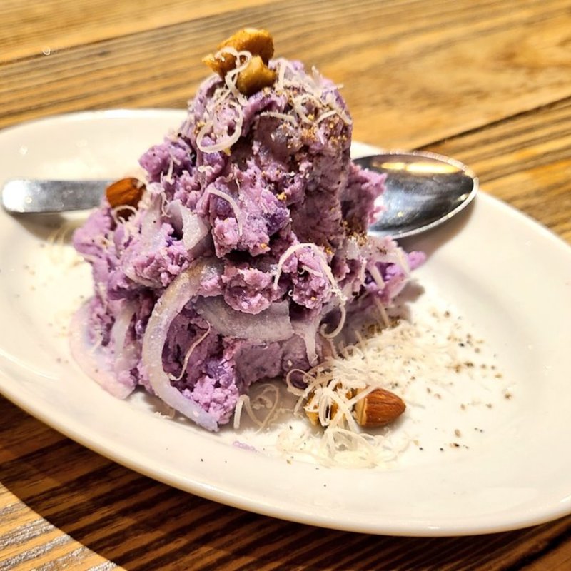 紫のポテトサラダ(北海道シントク町 塚田農場 新宿西口店 )