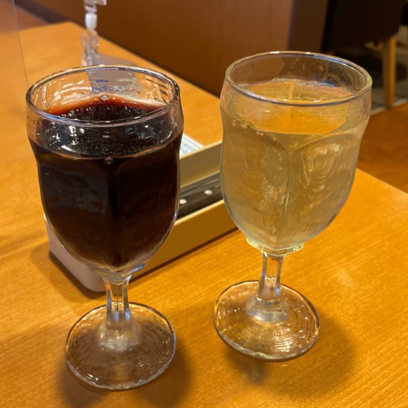 グラスワイン(白・赤)(ステーキガスト 栄鍛冶ヶ谷店)