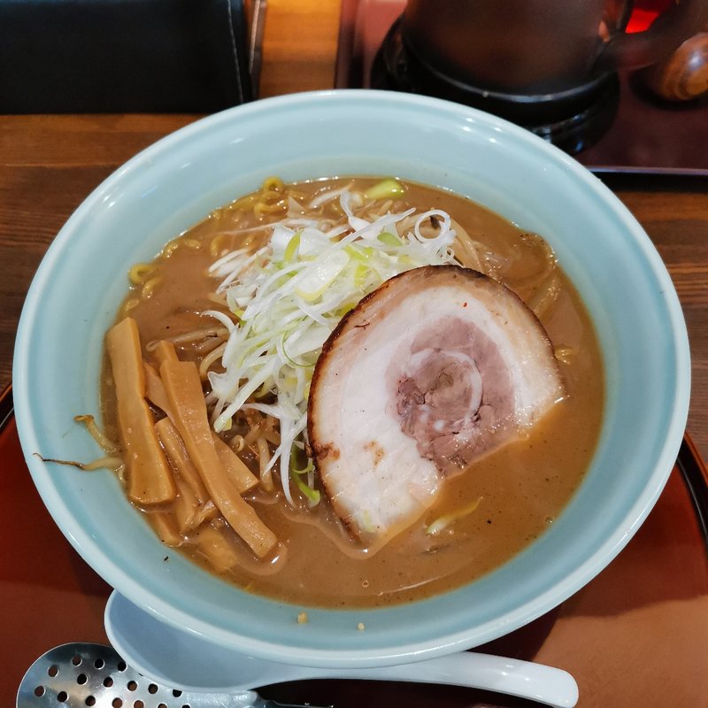 ラーメン (醤油)(中華レストラン しょうりゅう)