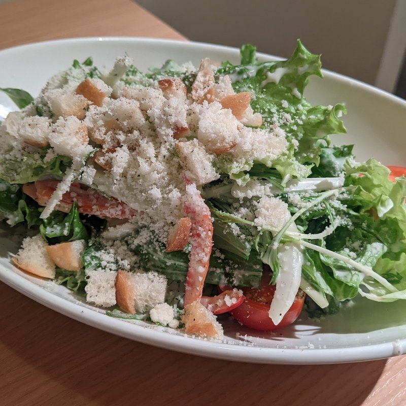 淡雪チーズと新鮮野菜のシーザーサラダ(かまくら個室ビストロ KAMAKURA 錦糸町 )