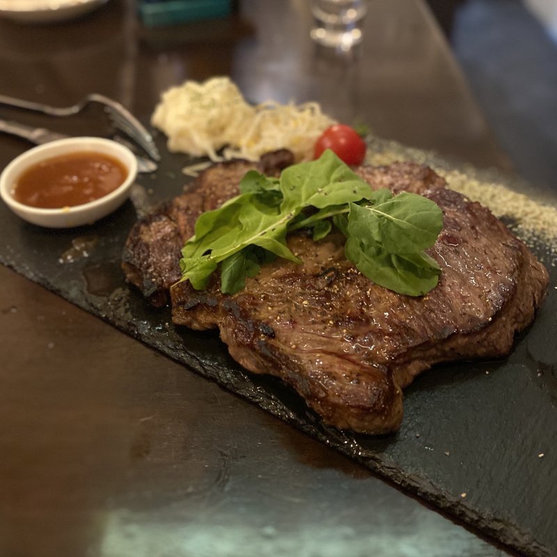 ステーキ(ルッカ)