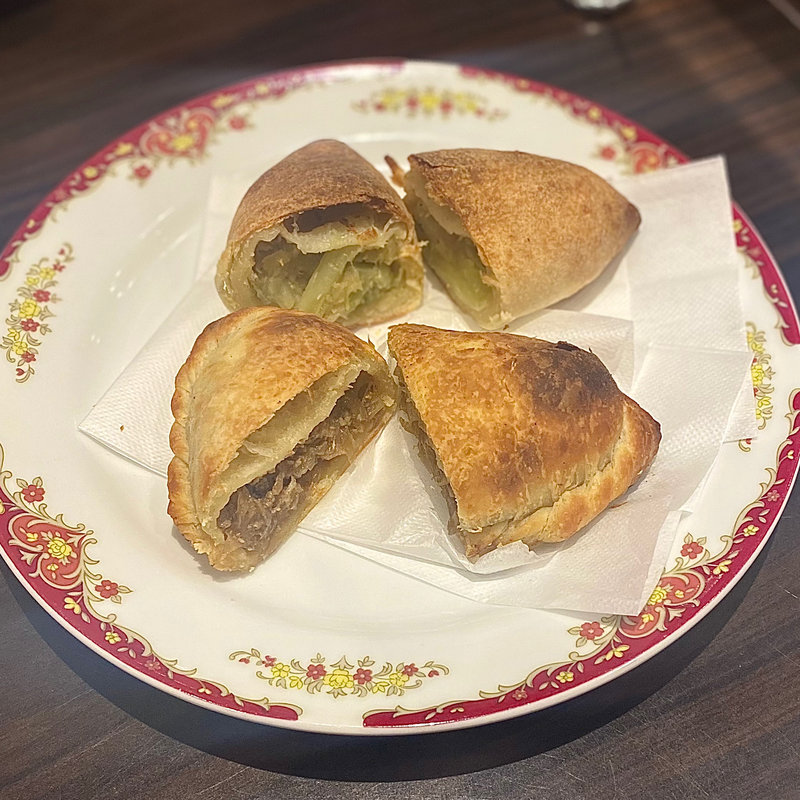 お試しセット「ロシア」ピロシキ(Cafe RUSSIA )