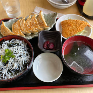 葉山港湾食堂セット(葉山港湾食堂)