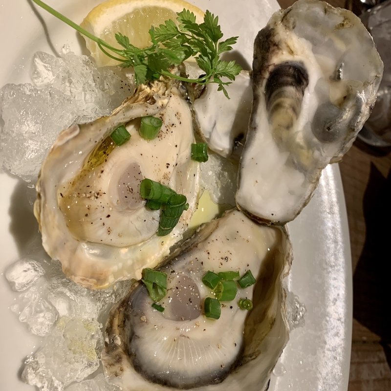 広島産殻付生牡蠣　2個(今日和 錦糸町店)