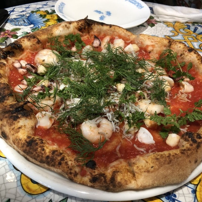 pizzaペスカトーレヴェルデ(ピッツェリア エ オステリア パドリーノ )