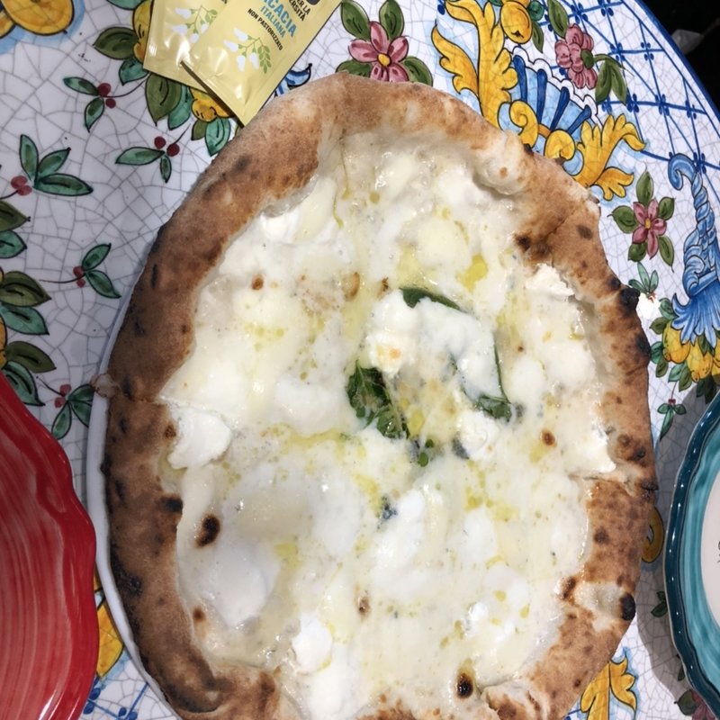 pizzaセッテフォルマッジ(ピッツェリア エ オステリア パドリーノ )