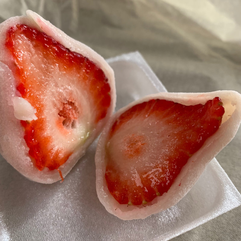 あまおう(覚王山フルーツ大福 弁才天 堂島店)