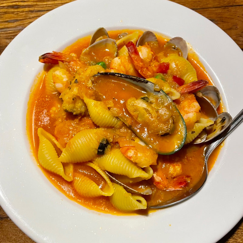 スペイン亭の魚貝の煮込み(すぺいん亭 （【旧店名】西班牙市場）)