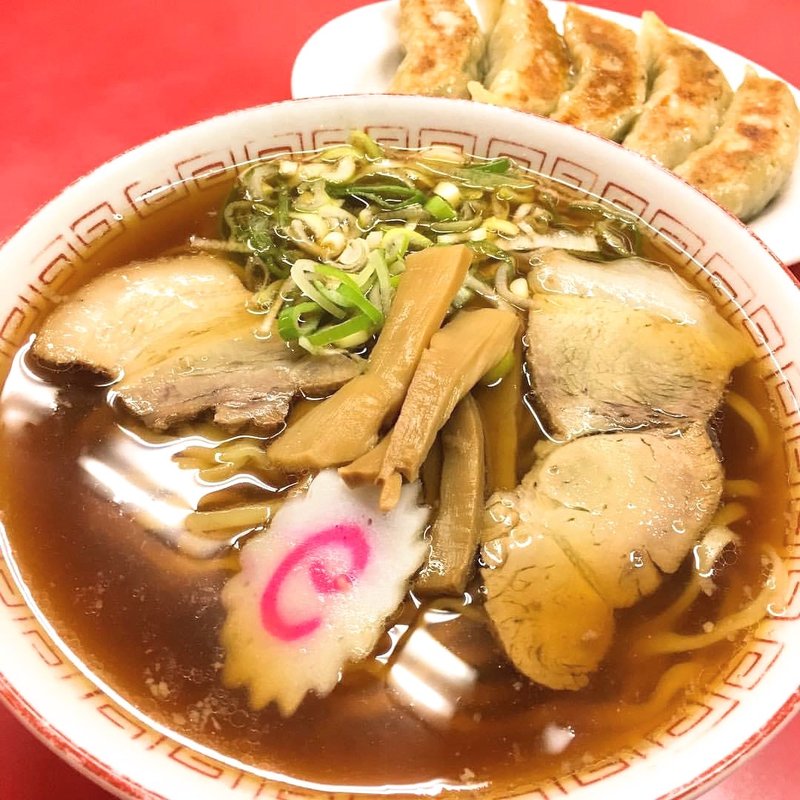 ラーメン(醤油)(源来軒)