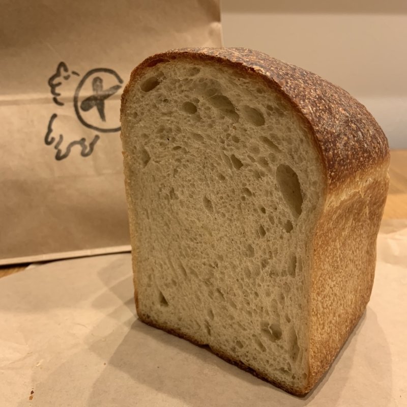 食パン 1/2(パン屋塩見)