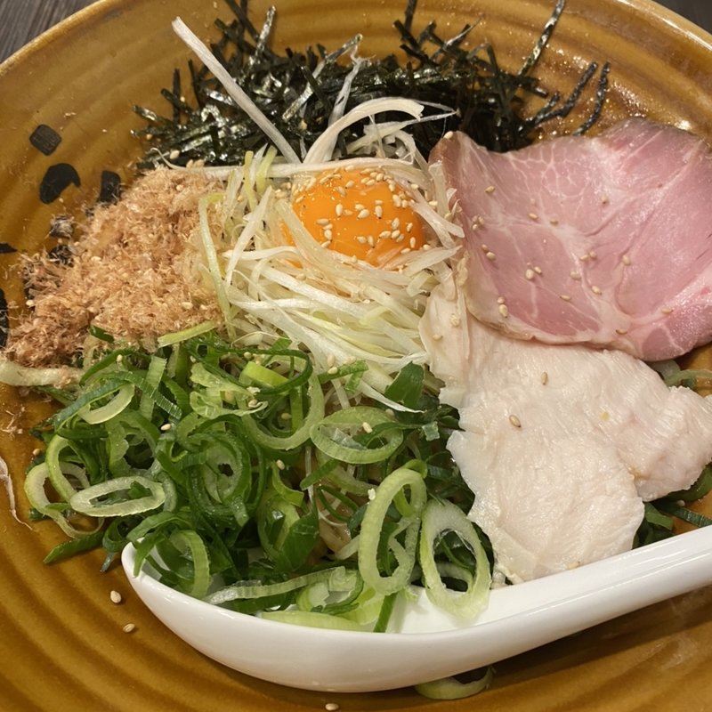 まぜそば(醤油200g)(麺や でこ )