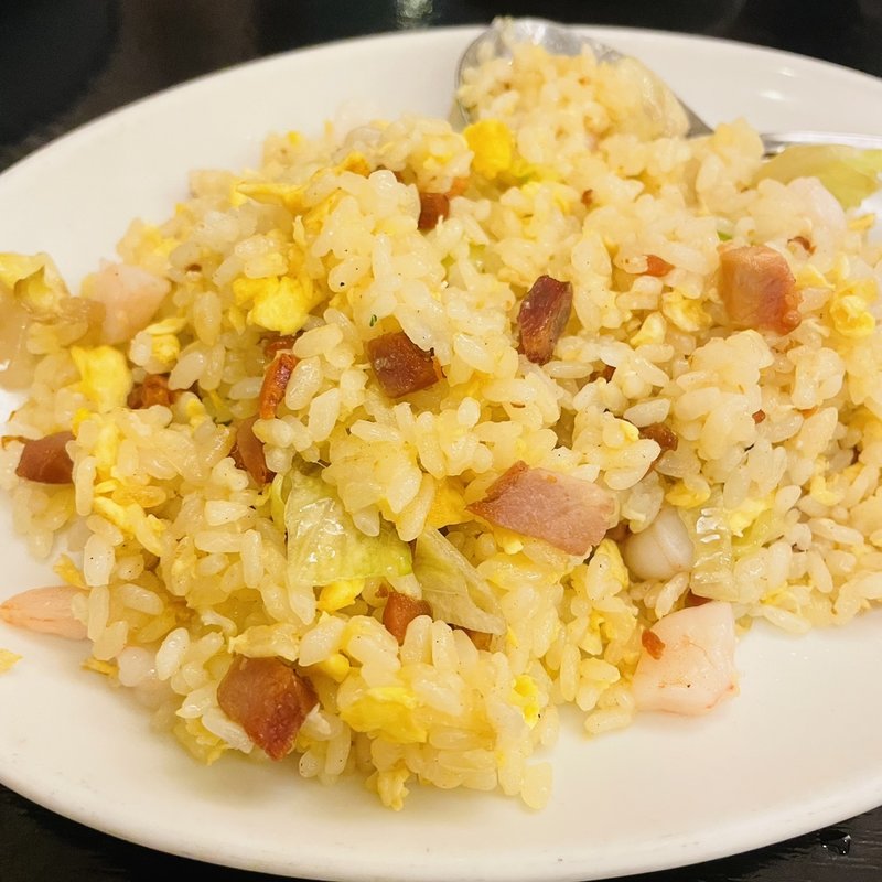 ﾚﾀｽ入り牛肉ﾁｬｰﾊﾝ(猪八戒 千駄ヶ谷店 （チョハッカイ）)