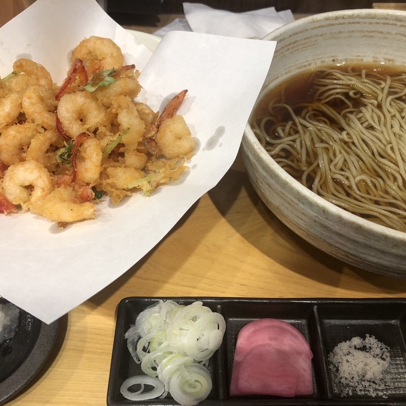 海鮮華ちらし(蕎麦きり みよた 八重洲地下店)