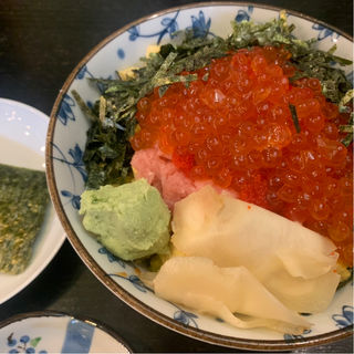 恵比寿丼(寿司文)