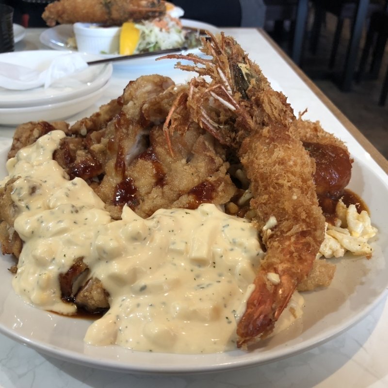チキン南蛮　エビフライ　クリームコロッケトッピング(洋食　ジャンボ)