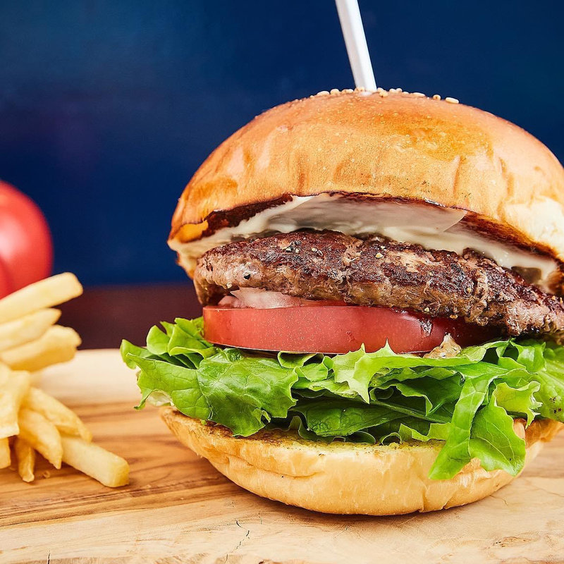 プレミアムバーガー(キノーズマンハッタンニューヨーク)