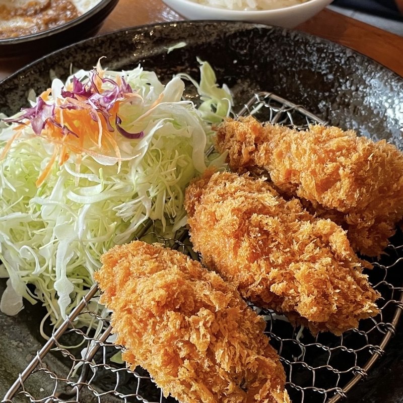 牡蠣フライ定食(とんかつ一筋 六白家 )