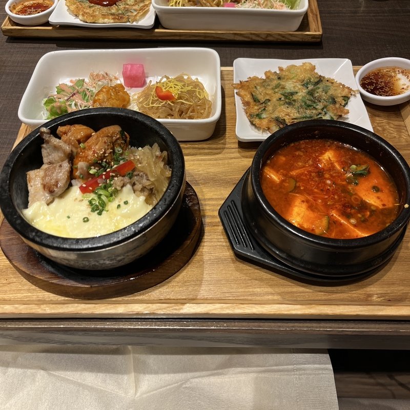 トリプルカルビ&スンドゥブセット(MARKIS福岡ももち韓美膳（ﾊﾝﾋﾞｼﾞｪ）)